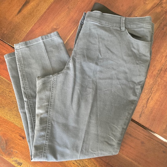 Violets & Roses Pants - Violets & Roses Gray Pants